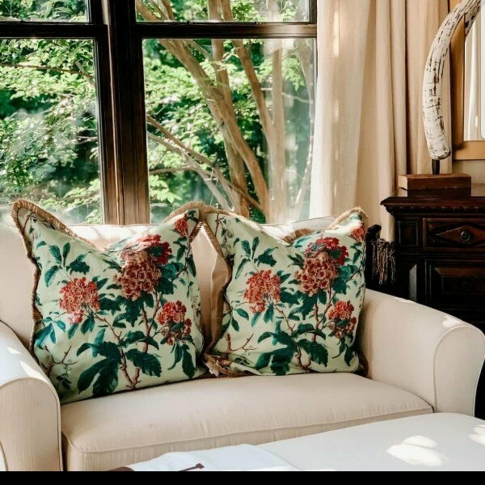 Potterybarn set of 2 Euros